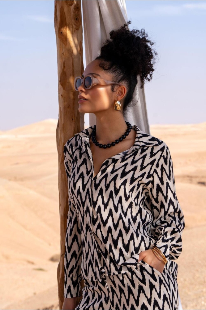 ZIGZAG BLOUSE 53163 70 Black/Off white
